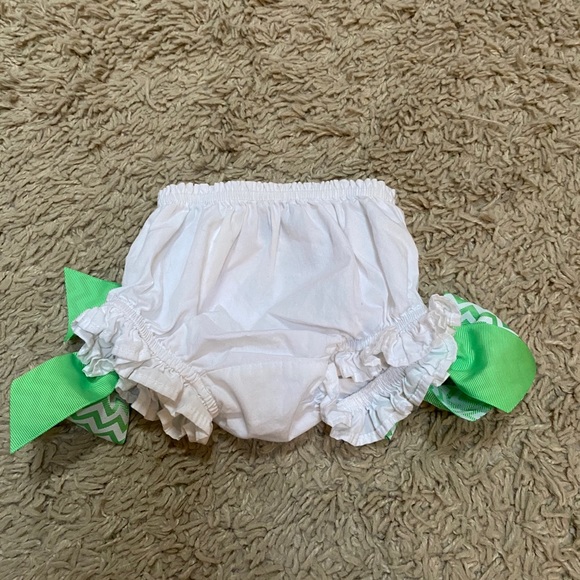 Pumpkin bloomers or diaper cover. 0-6 months. So cute for Halloween pictures! - Picture 2 of 3